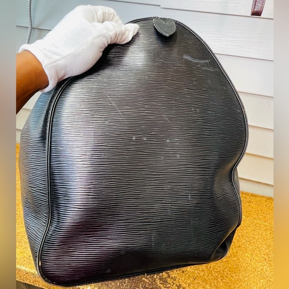 Louis Vuitton Black Epi Keepall 60 - Picture 5 of 12